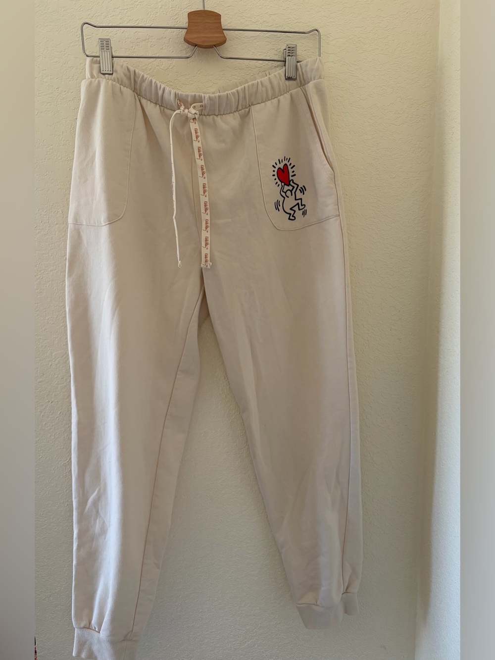 Keith Haring Cream Joggers with Heart Dancing Sz M